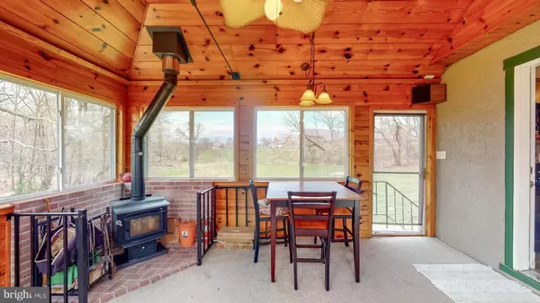 Baltimore, MD 21206,121 W ELM AVE