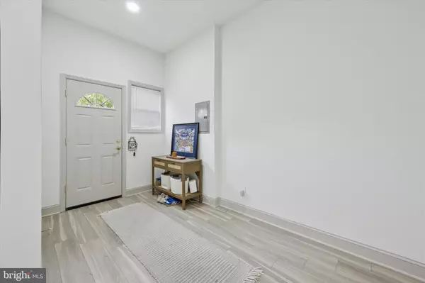 Haddonfield, NJ 08033,415 N HADDON AVE #UNIT B