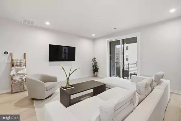 Ashburn, VA 20148,43489 OLD RYAN RD