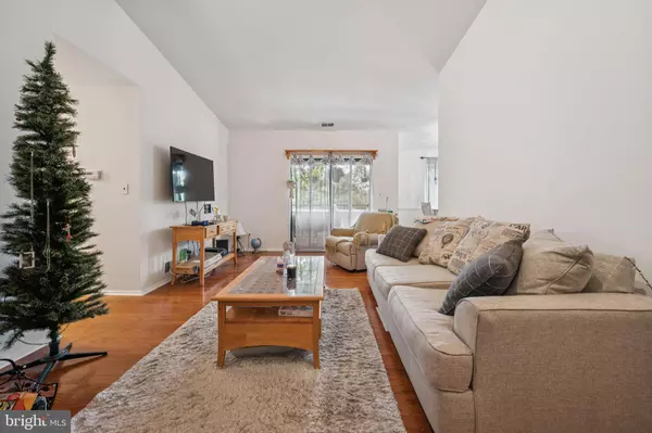 Cranbury, NJ 08512,2434 OLD STONE MILL DR