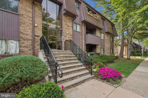 Cranbury, NJ 08512,2434 OLD STONE MILL DR