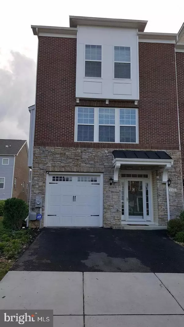 3589 FOSSILSTONE PL, Waldorf, MD 20601