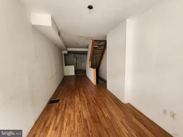Baltimore, MD 21217,2573 MCCULLOH ST
