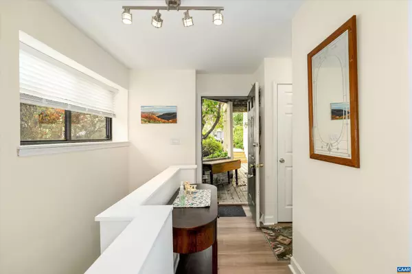 Charlottesville, VA 22901,1236 CHATHAM RDG