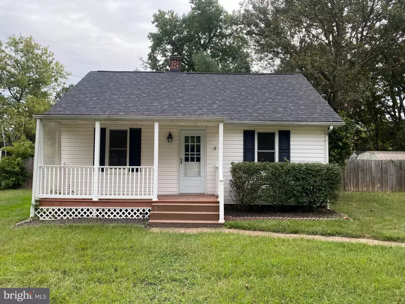 2312 OAK ST, Fredericksburg, VA 22401