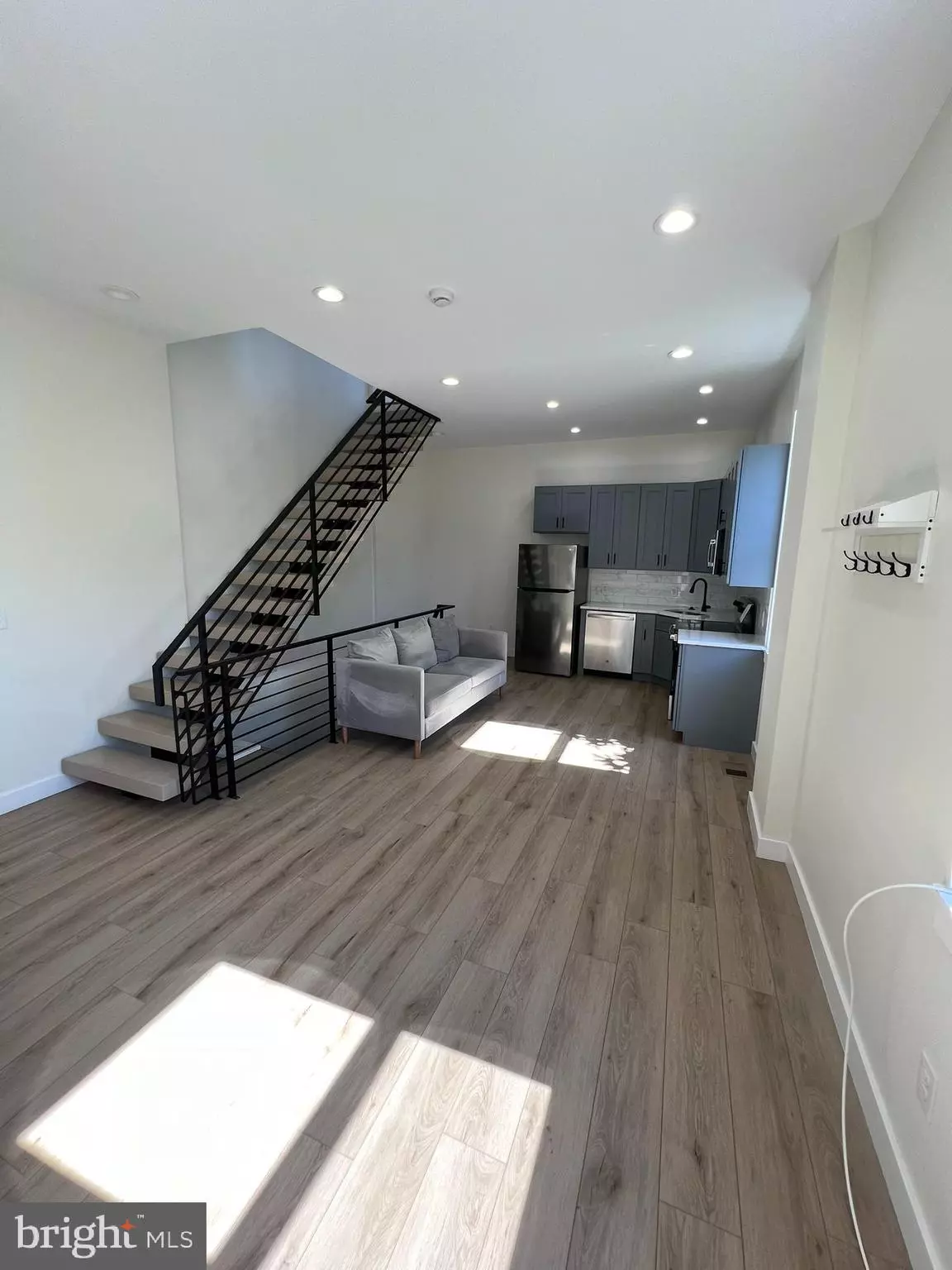 Philadelphia, PA 19125,1315 E EYRE ST