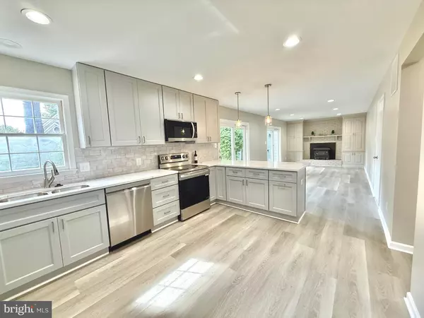 Oakton, VA 22124,2960 HIBBARD ST