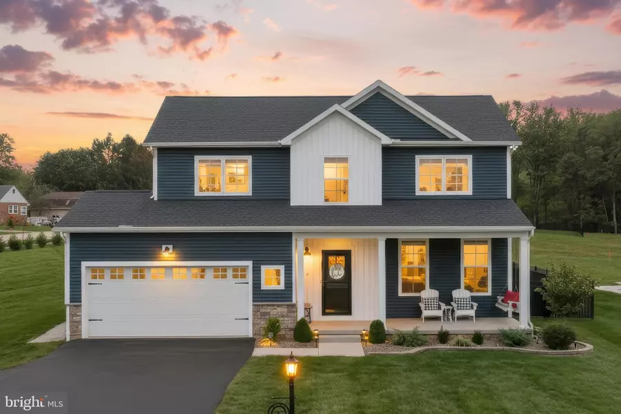 6 LOBELL RD, Abbottstown, PA 17301