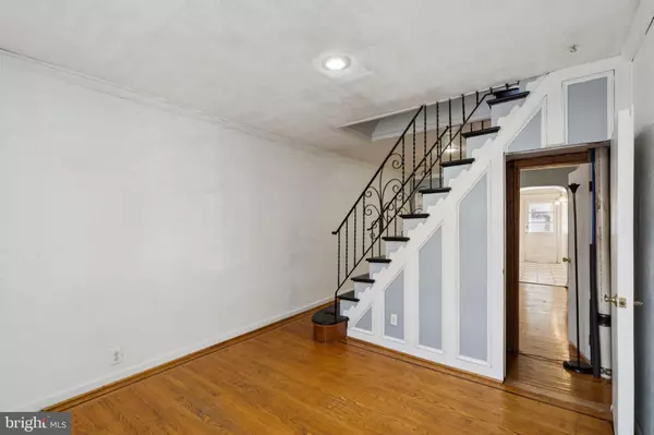 Philadelphia, PA 19134,2831 ALMOND ST