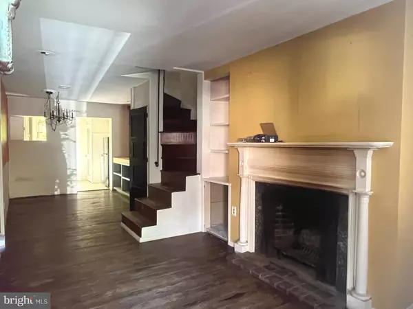 Philadelphia, PA 19147,222 MONROE ST