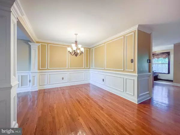 Newtown, PA 18940,34 TAMARACK CT