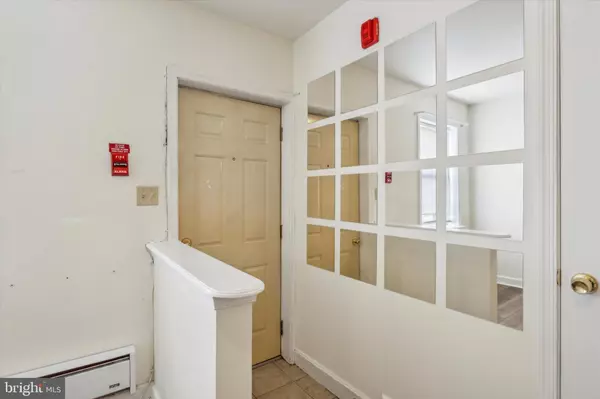 Philadelphia, PA 19134,2855 E THOMPSON ST #REAR APT C