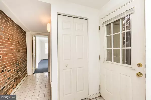 Baltimore, MD 21230,906 S CHARLES ST #A