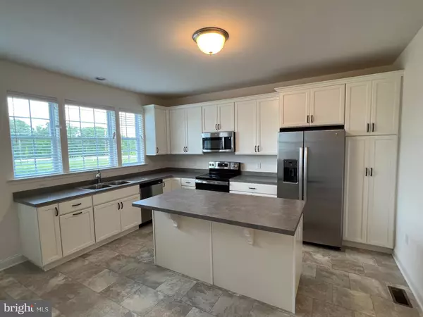 Hockessin, DE 19707,214 GROVE VIEW DR