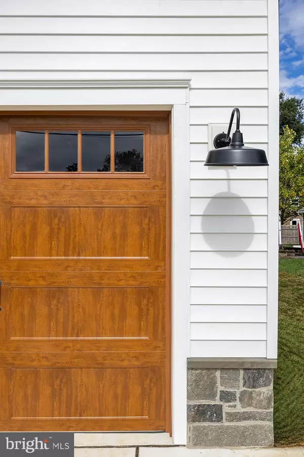 Haddon Township, NJ 08108,423 ALBANY AVE