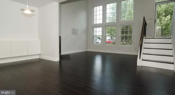Fairfax, VA 22033,3335 OAKSHADE CT