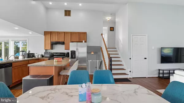 Catonsville, MD 21228,6028 MOOREHEAD RD