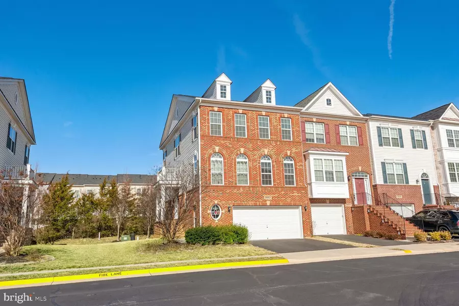 25053 PRAIRIE FIRE SQ, Aldie, VA 20105