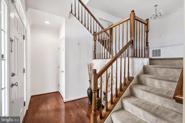 Aldie, VA 20105,25053 PRAIRIE FIRE SQ