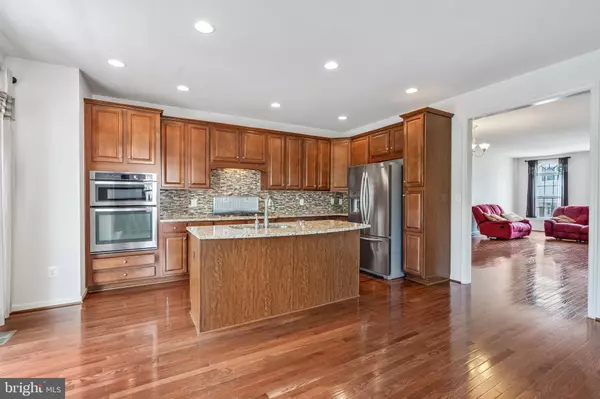 Aldie, VA 20105,25053 PRAIRIE FIRE SQ