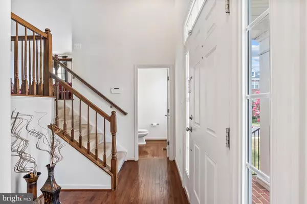 Aldie, VA 20105,25053 PRAIRIE FIRE SQ