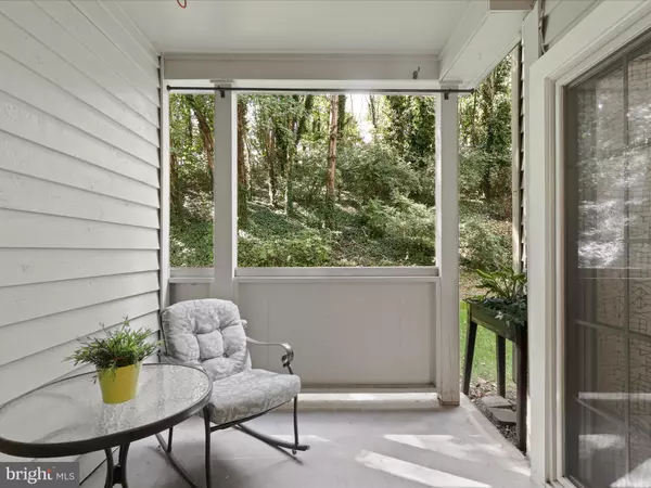 12161 PENDERVIEW TER #906,  Fairfax,  VA 22033