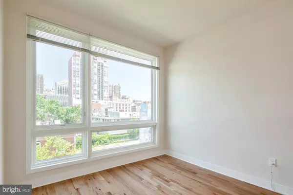 Philadelphia, PA 19146,1430 SOUTH ST #UNIT 206