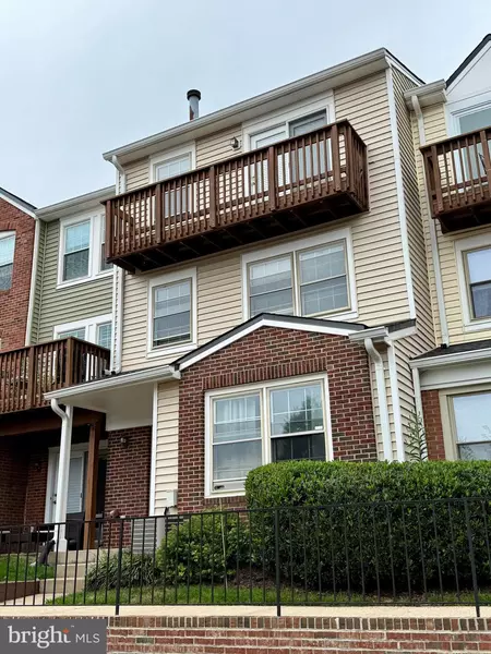 12608 KEMPSTON LN, Woodbridge, VA 22192