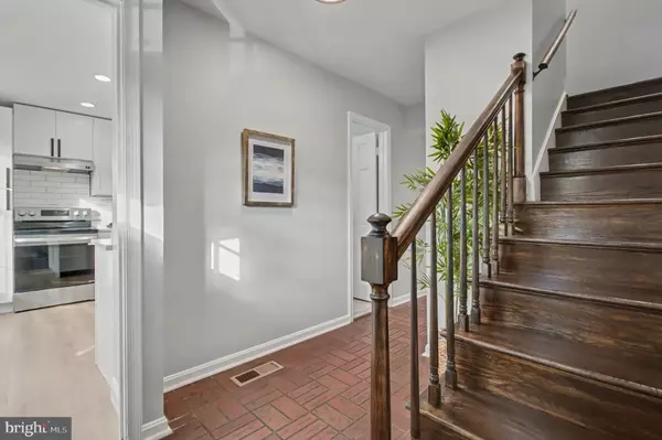 Crofton, MD 21114,1729 DANA ST #6