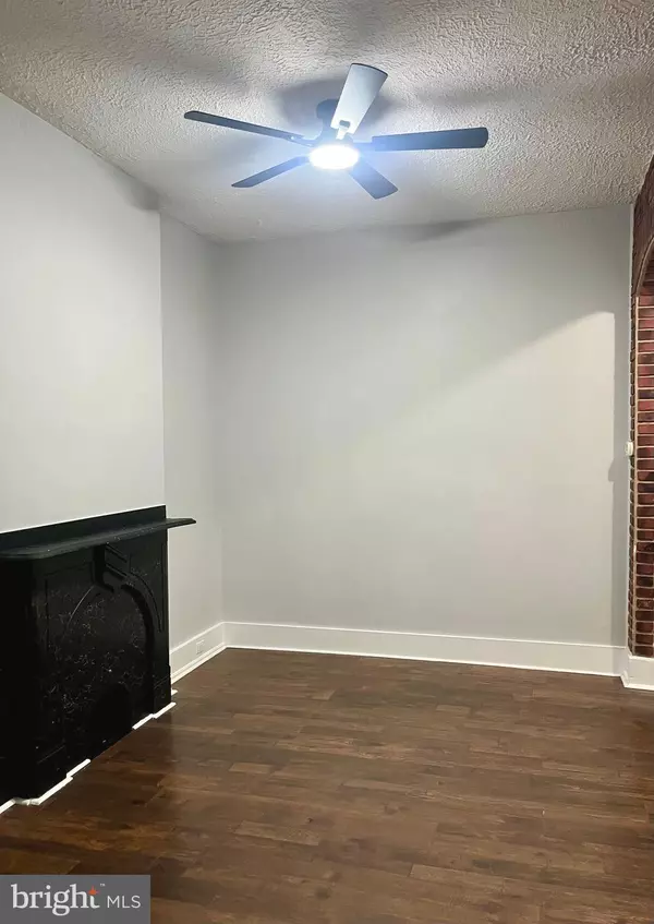 Reading, PA 19601,216 N 11TH ST