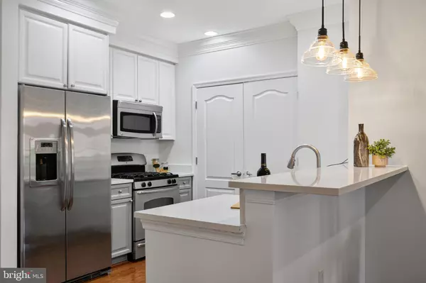 Alexandria, VA 22314,1115 CAMERON ST #119