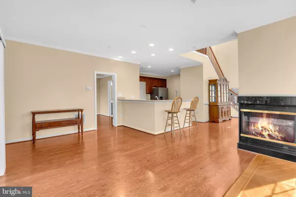 Solomons, MD 20688,521 MARLBORO CT #46