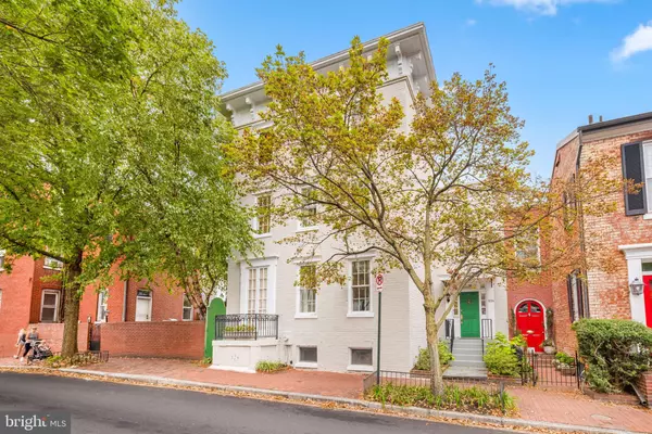 1234 33RD ST NW, Washington, DC 20007