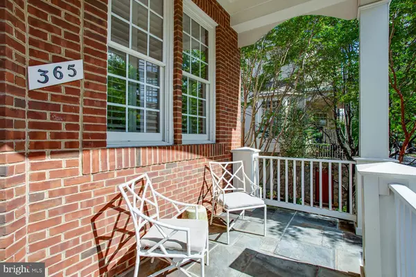 Alexandria, VA 22304,365 CAMERON STATION BLVD