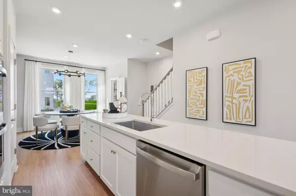 Manassas, VA 20109,8794 NOETHER ST