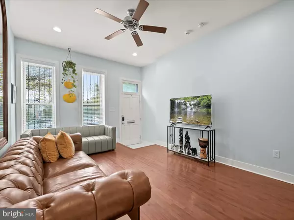 Baltimore, MD 21202,404 E LANVALE ST