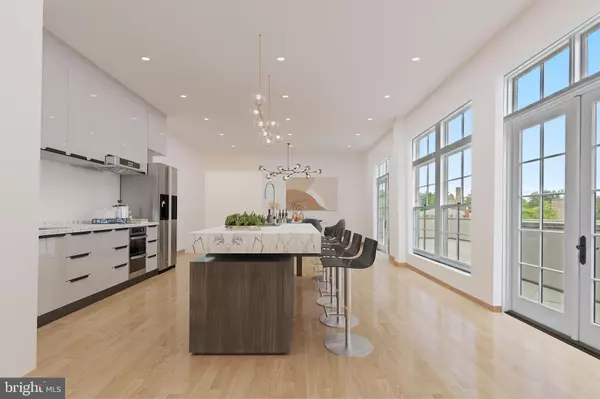 Philadelphia, PA 19118,1 W HARTWELL LN #PH1