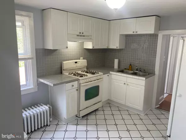 Drexel Hill, PA 19026,3948 MARY ST