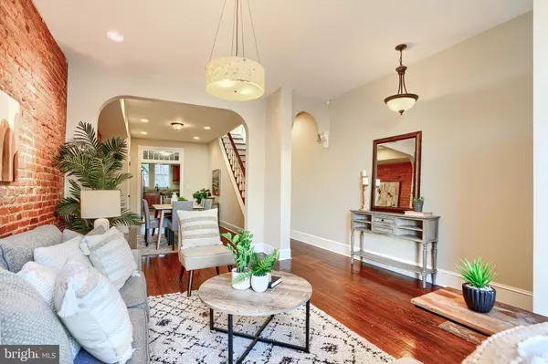 Baltimore, MD 21224,146 N LUZERNE AVE