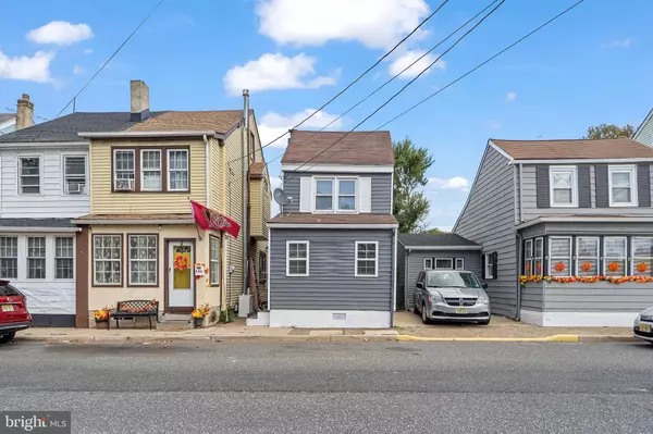 248 S BROADWAY, Gloucester City, NJ 08030