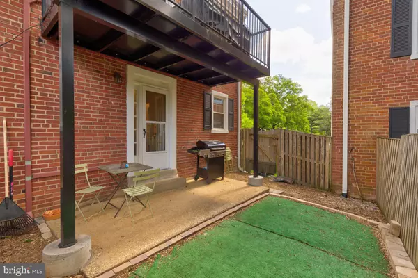 Arlington, VA 22206,3000 S COLUMBUS ST #A1