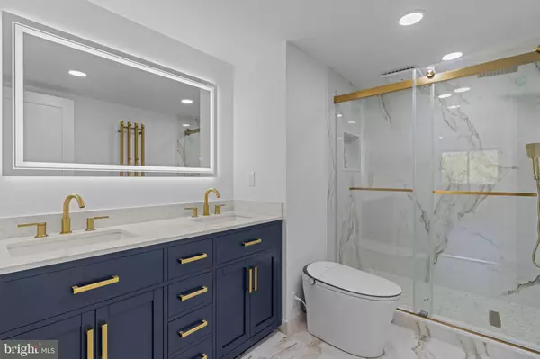 Ardmore, PA 19003,103 W MONTGOMERY AVE #4-B