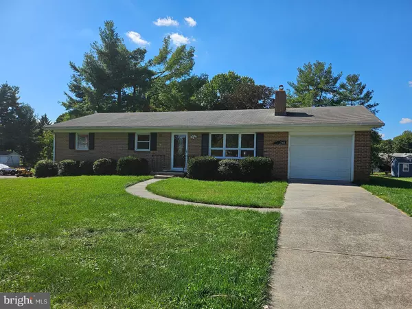 341 WOOD AVE, Winchester, VA 22601