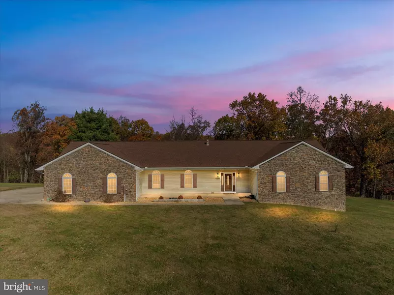 1286 THREE RUN RD, Bunker Hill, WV 25413