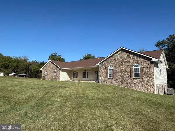 Bunker Hill, WV 25413,1286 THREE RUN RD