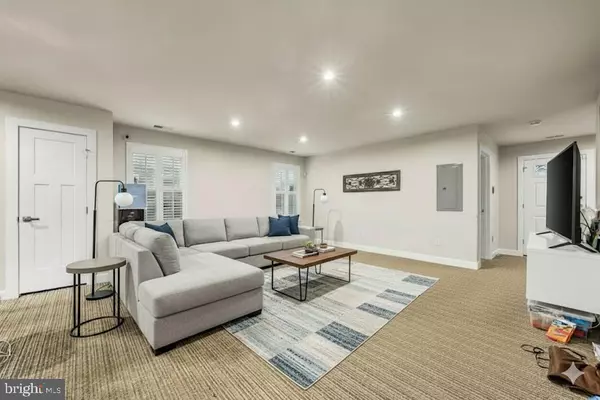 Coatesville, PA 19320,221 FOLIN ST