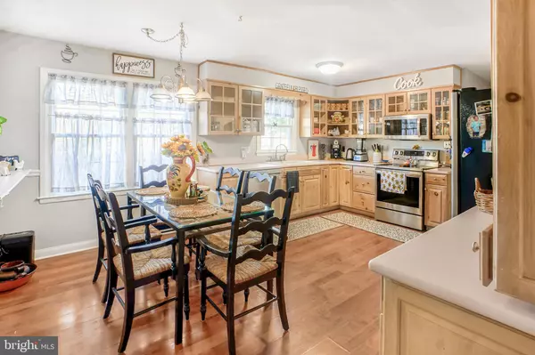 Newark, DE 19702,205 E SENECA DR