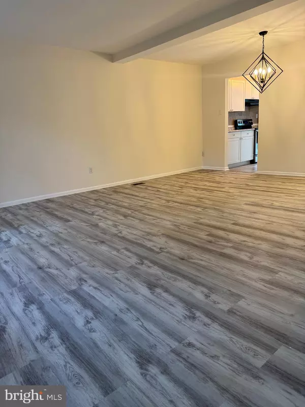 Washington, DC 20032,2706 2ND ST SE