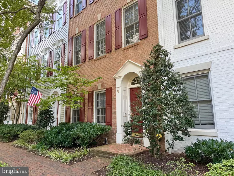 16 FRANKLIN ST, Alexandria, VA 22314
