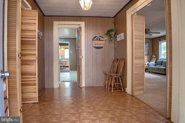 Williamstown, PA 17098,128 E MARKET ST